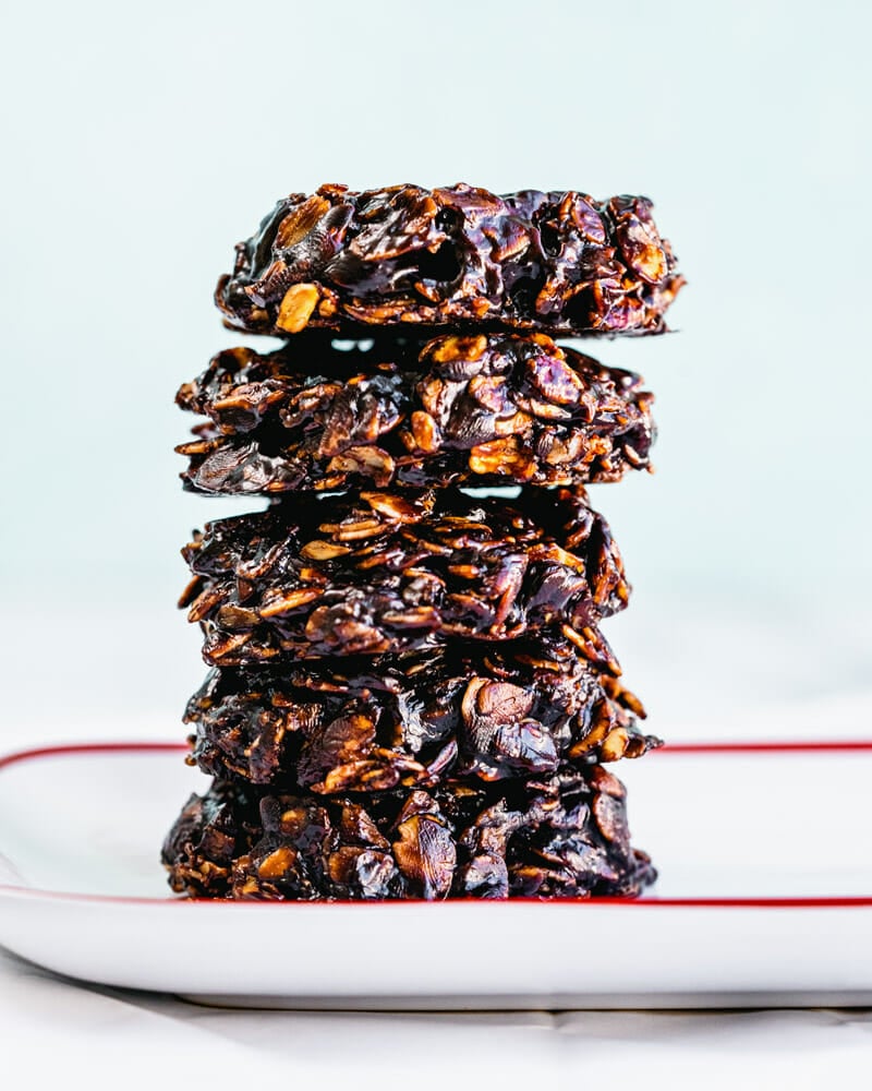 No bake chocolate oatmeal cookies